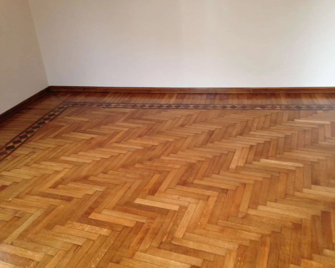 dopo il servizio di levigatura e lucidatura servizio di levigatura e lucidatura parquet a Roma